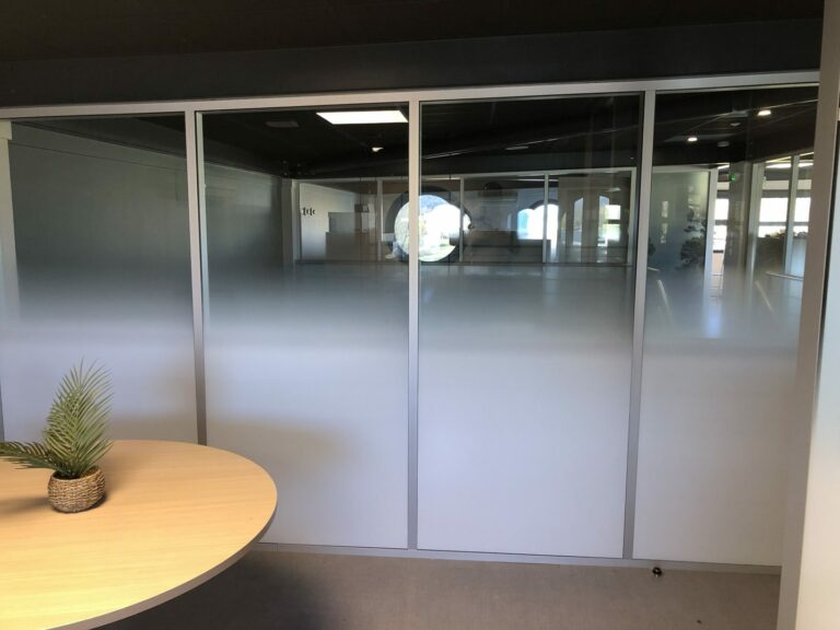 vitrine dépolie olb publicité