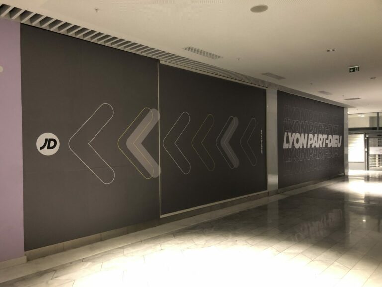 lyon part dieu vitrine jd sports olb publicité